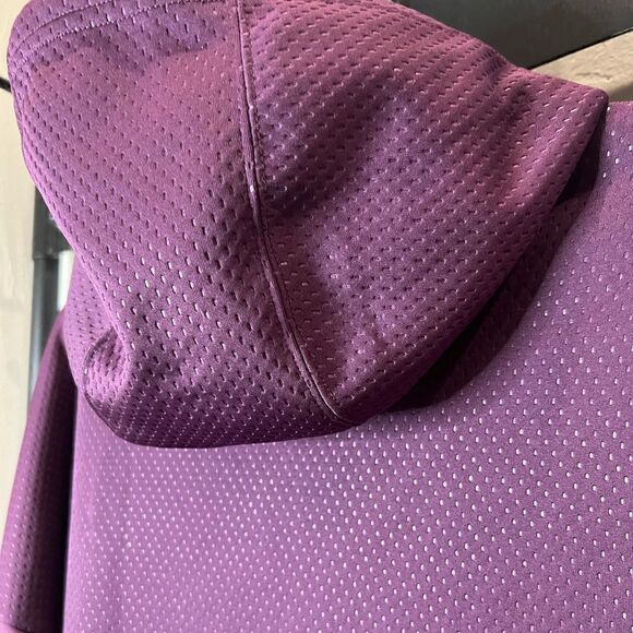Puma Zip up hooded jacket fleece lined Plum size medium - Picture 7 of 16